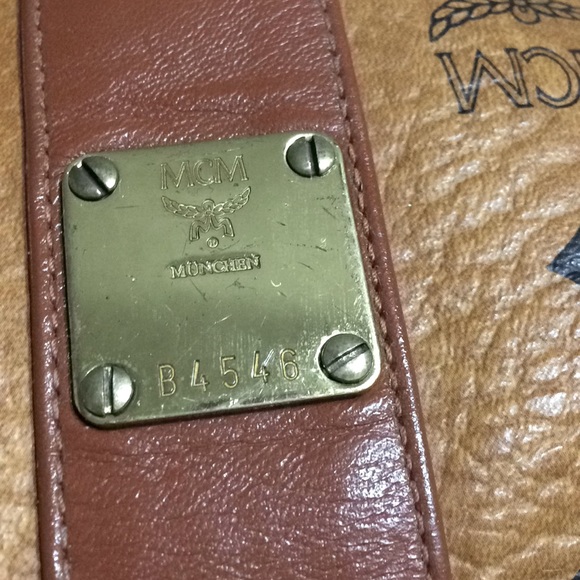 MCM Visetos Cognac Beltbag - Picture 5 of 16